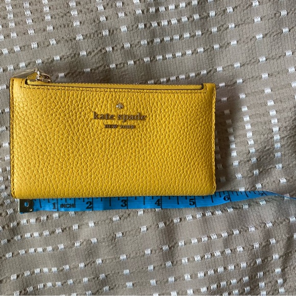 Kate Spade Wallet - Picture 4 of 4